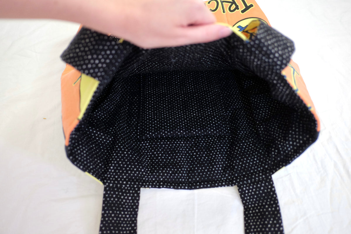 trick or treat puffy tote bag