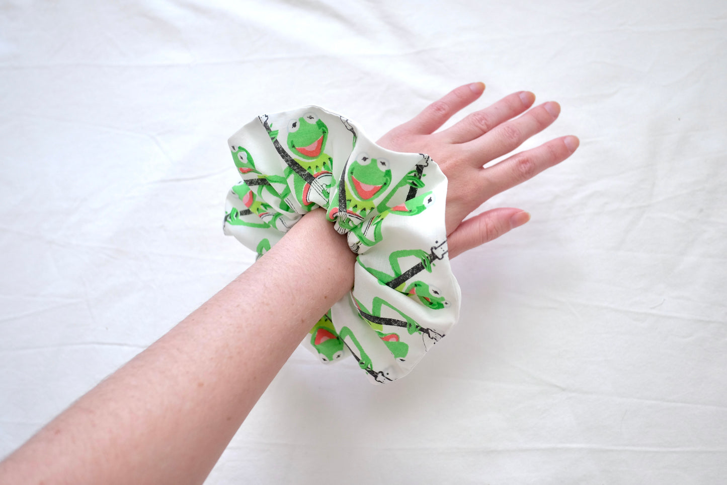 froggy scrunchie XL