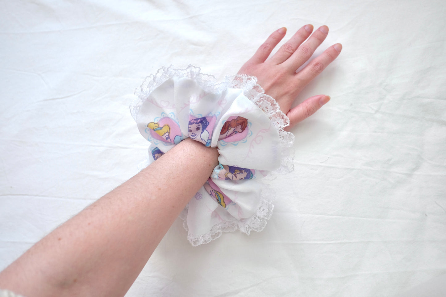 princess lace scrunchie XL