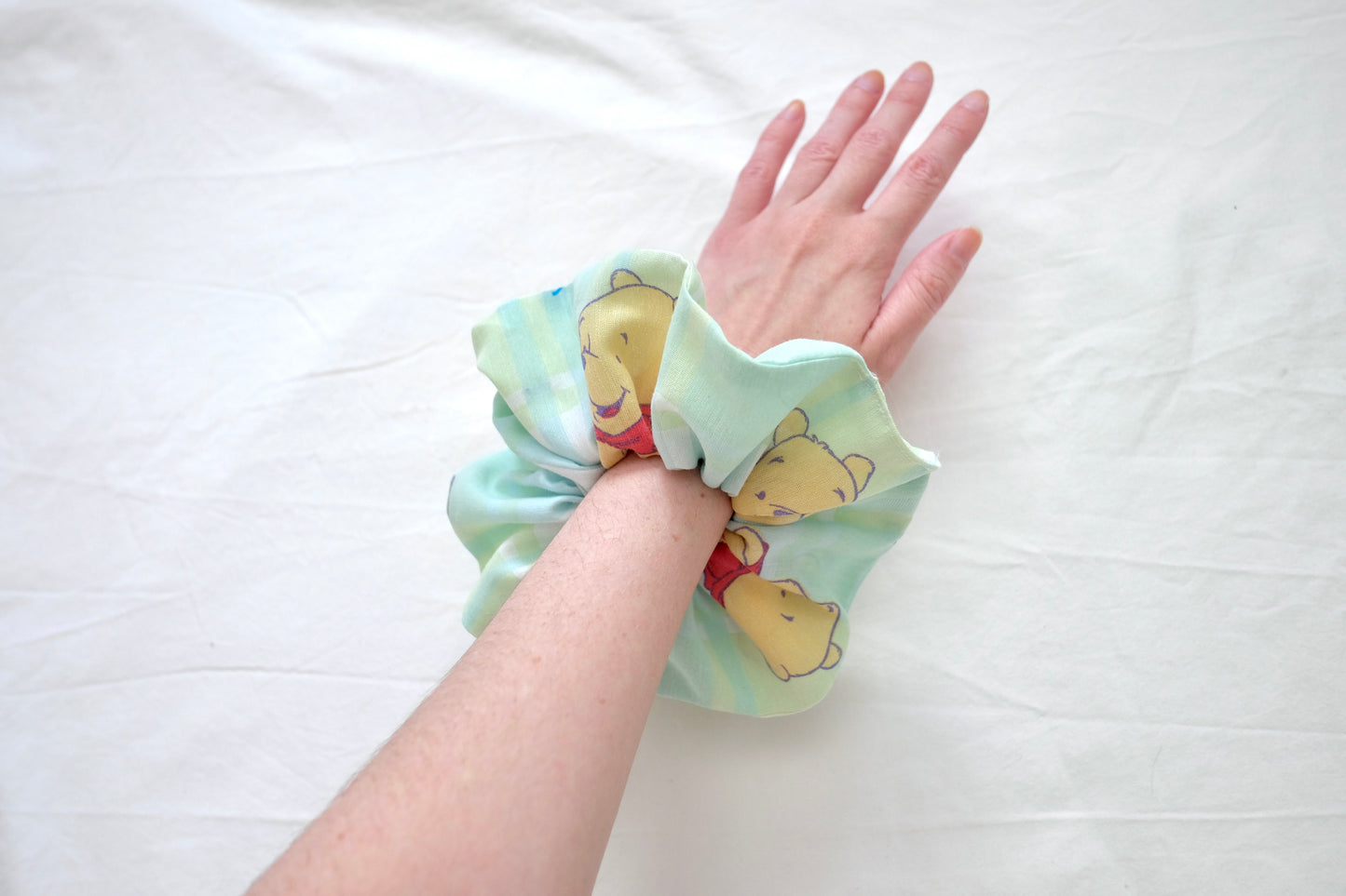 bee scrunchie XL
