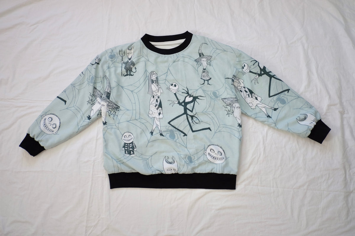 nightmare crewneck sweatshirt (L/XL)