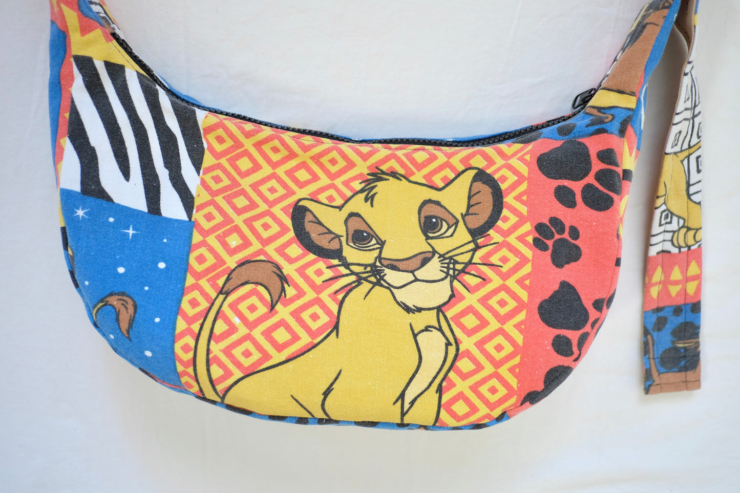 lion sling bag