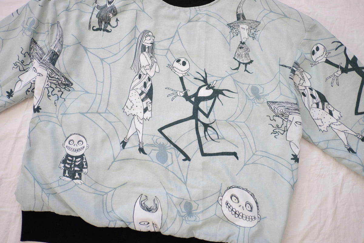 nightmare crewneck sweatshirt (L/XL)