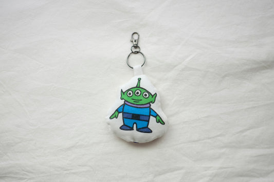 alien plush bag charm