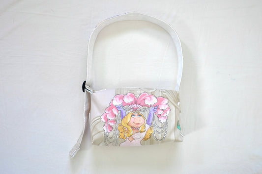 piggy shoulder bag