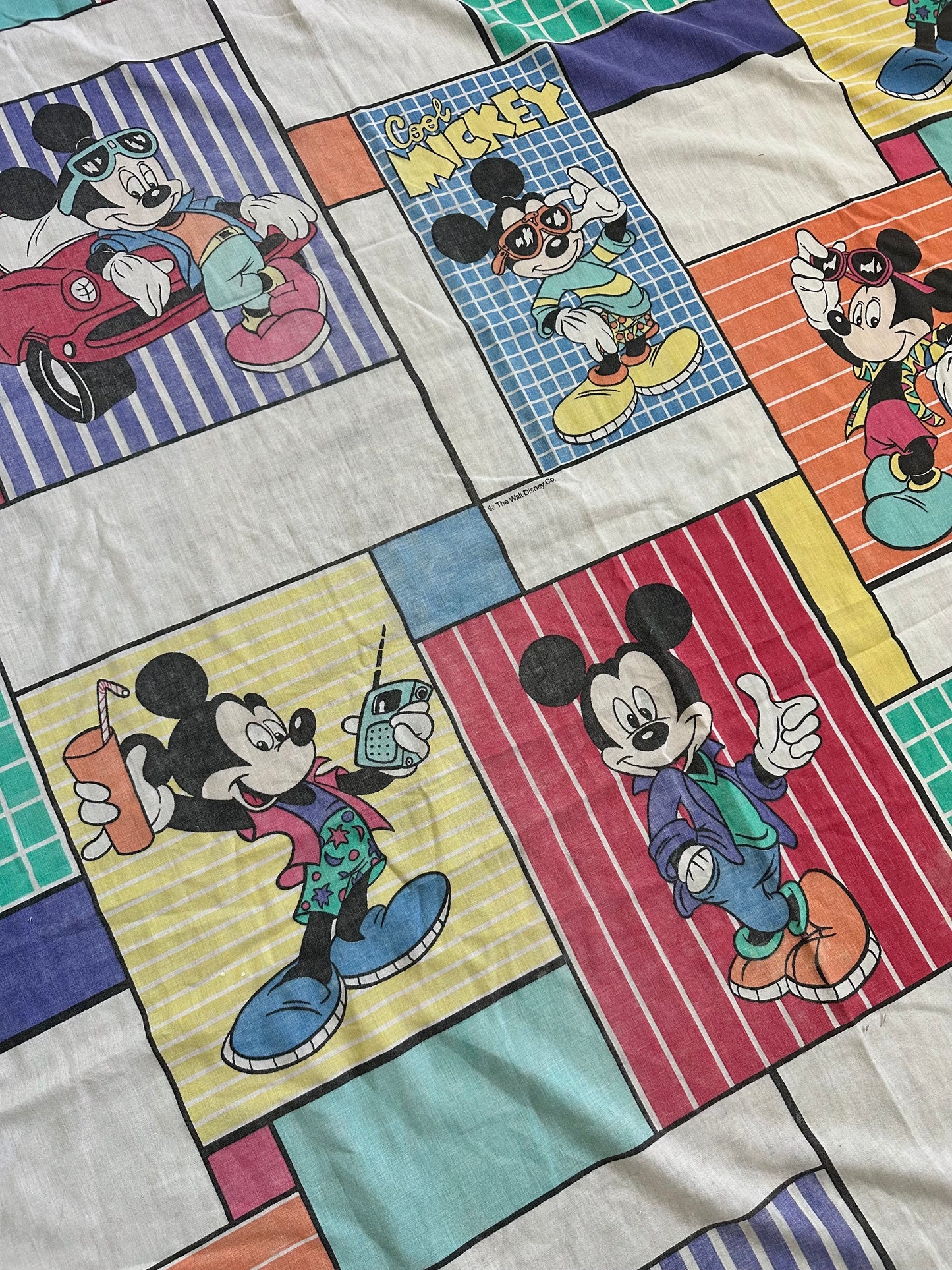 Cool Mickey Twin Fitted Sheet