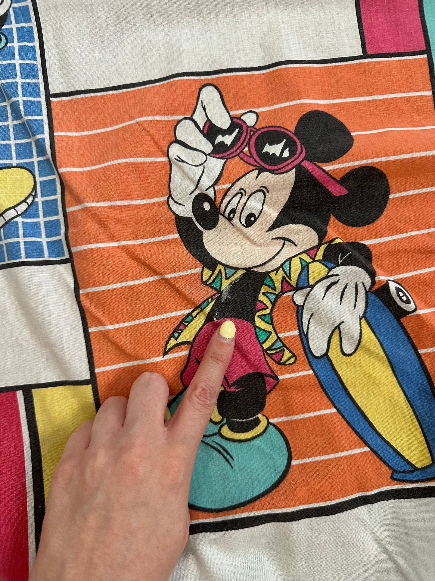 Cool Mickey Twin Fitted Sheet