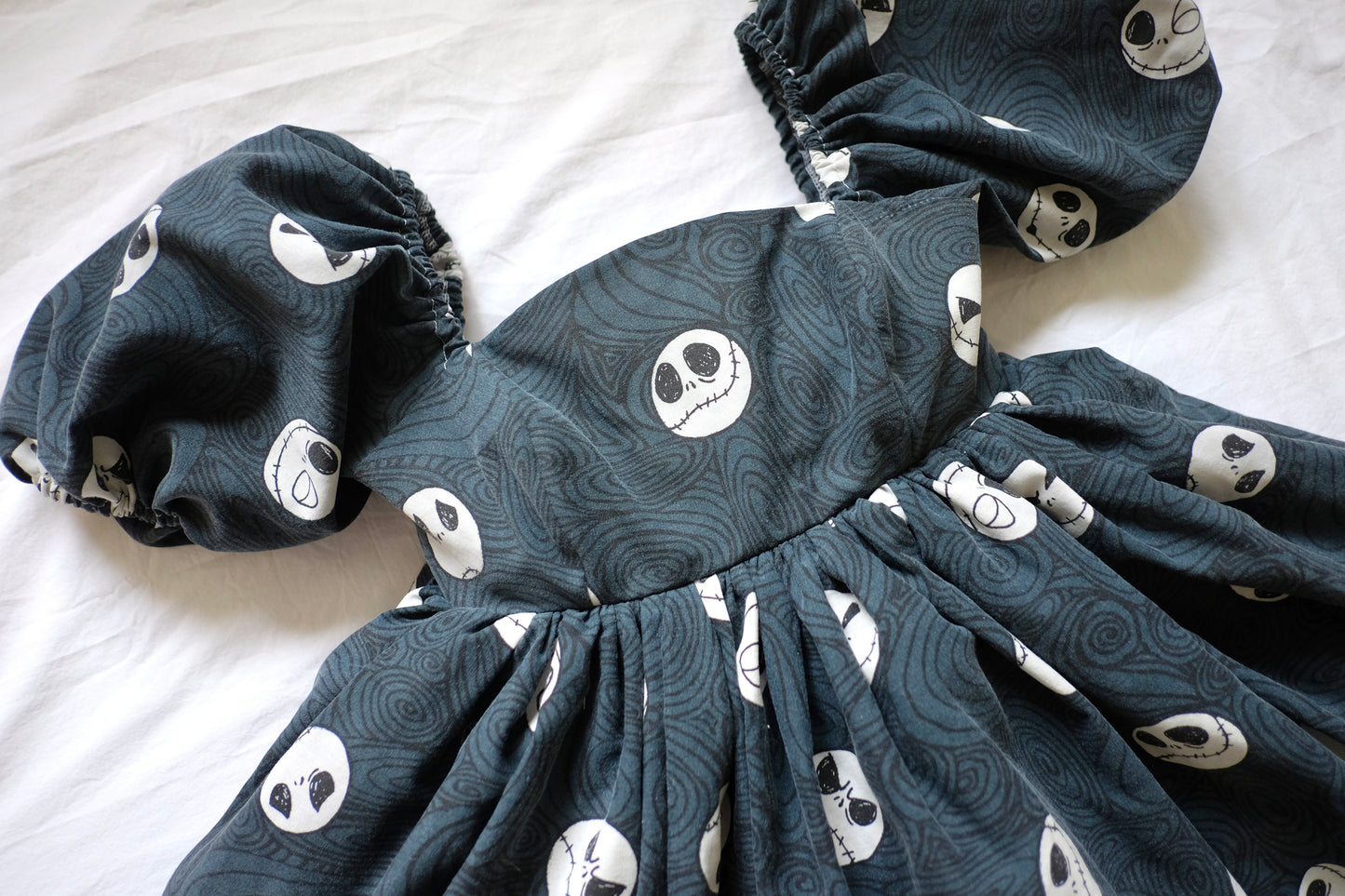 S/M skeleton puff dress
